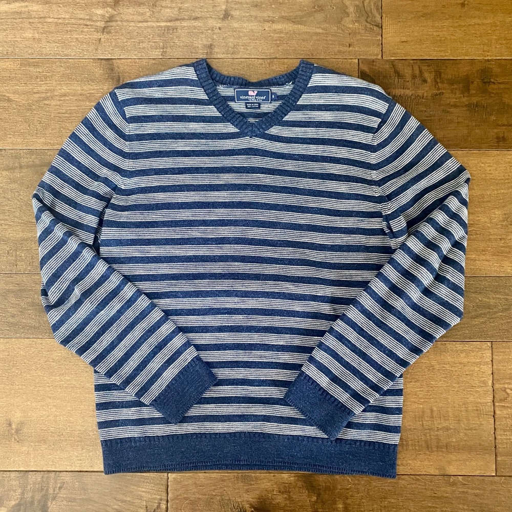 Vineyard Vines Lightweight Sweater